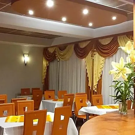 Zornicka Отель 2*