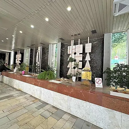 Отель Zornicka 2*