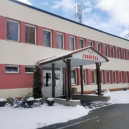 Отель Zornicka Бардеёв