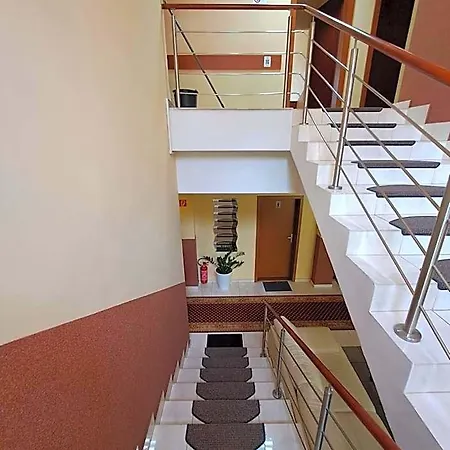 Otel Zornicka 2*